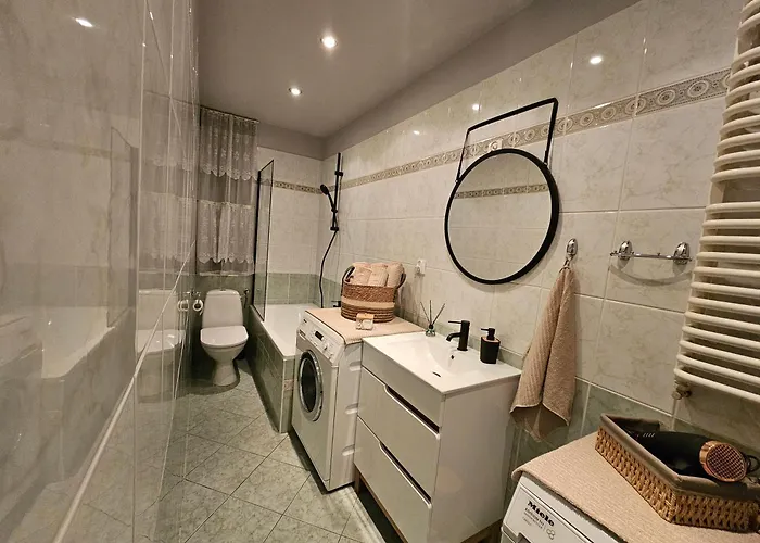 Mieszkanie Czestochowska 9 Apartment *